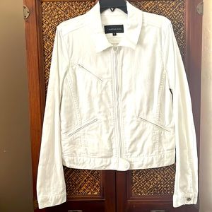 White Calvin Klein, Jean jacket zippered front with three zippered pockets